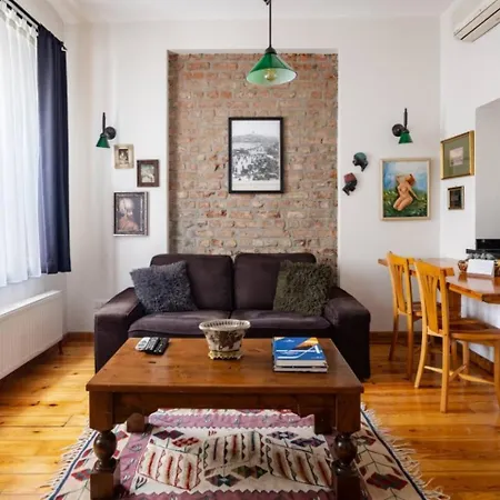 Authentic Galata Tower 2bd2bath #411 Κωνσταντινούπολη