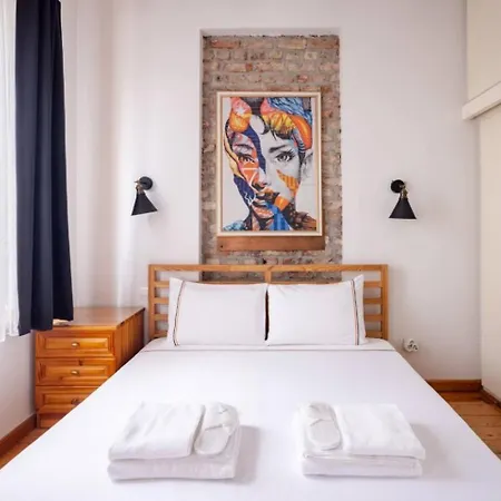Authentic Galata Tower 2bd2bath #411 Κωνσταντινούπολη