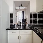 Authentic Galata Tower 2bd2bath #411 * Стамбул